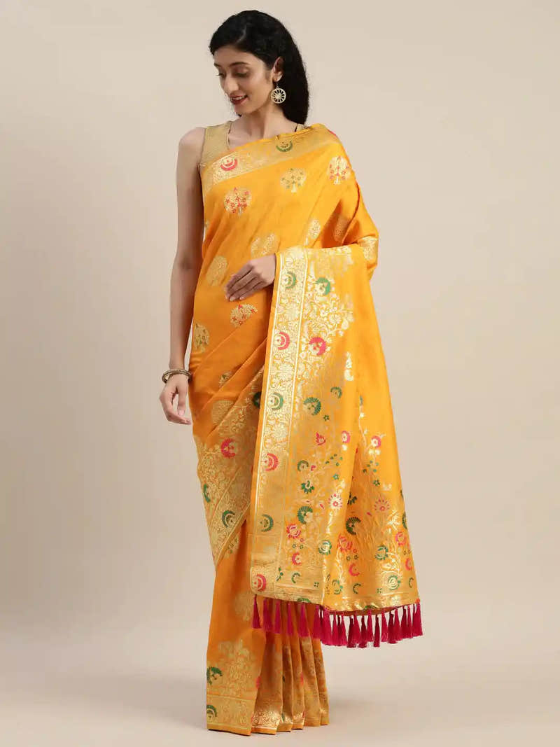 Kanjivaram Silk Woven Design With Resham Tassel Saree