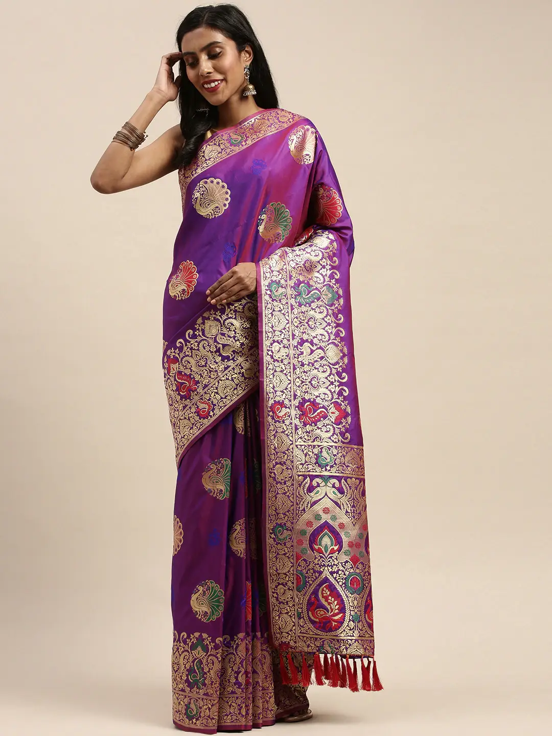  Silk Blend Woven Design Kanjeevaram Saree