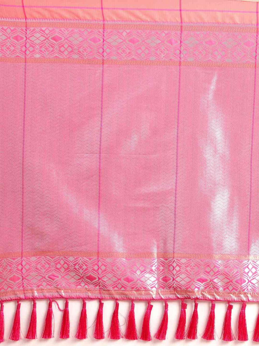 Digital Gajari Colour Silk Blend Checked Banarasi Saree