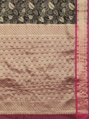 Stylish Kanjivaram Silk Saree Woven Design With Zari Work
