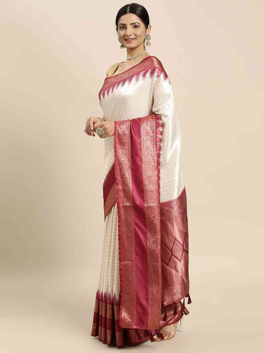  Banarasi Silk Gadwal Pattu Saree With Zari weaving