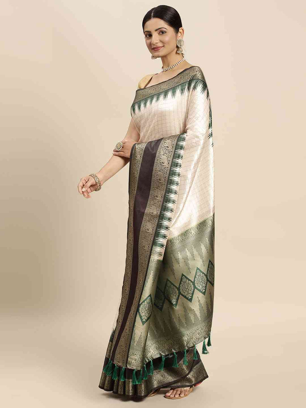  Banarasi Silk Gadwal Pattu Saree With Zari weaving