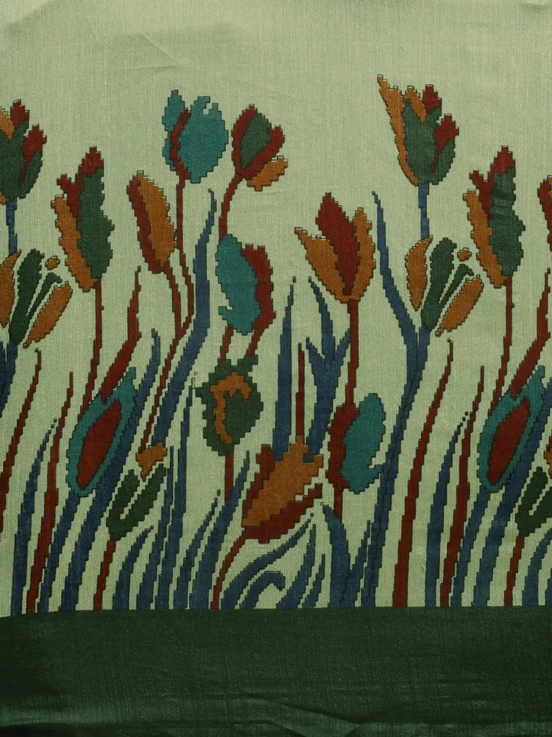 Latest Silk Saree With Solid Floral Print