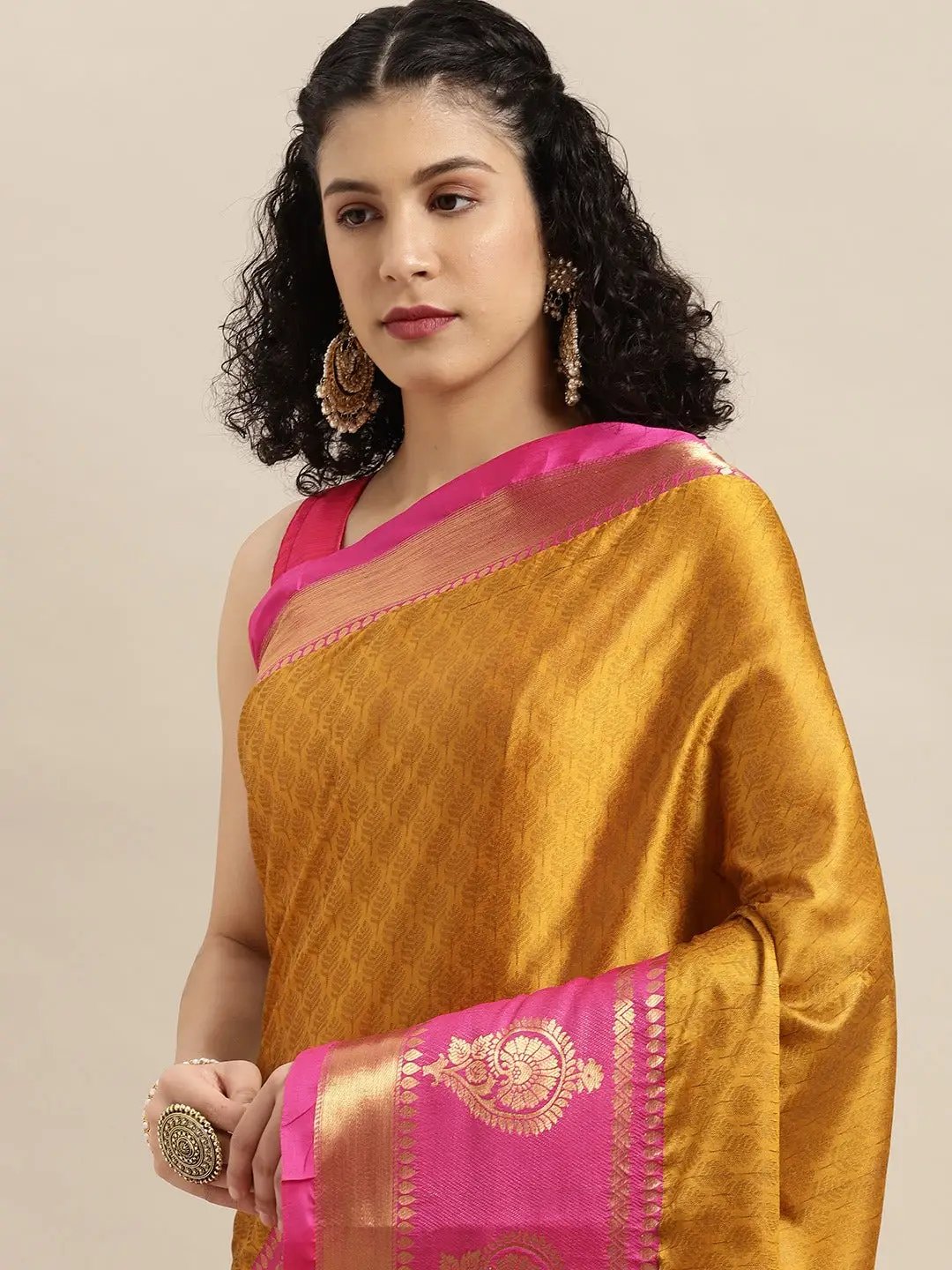 Uppada Cotton Silk Saree With Self Butti