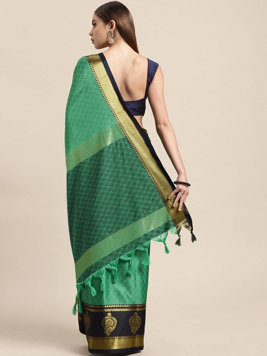 Uppada Cotton Silk Saree With Self Butti