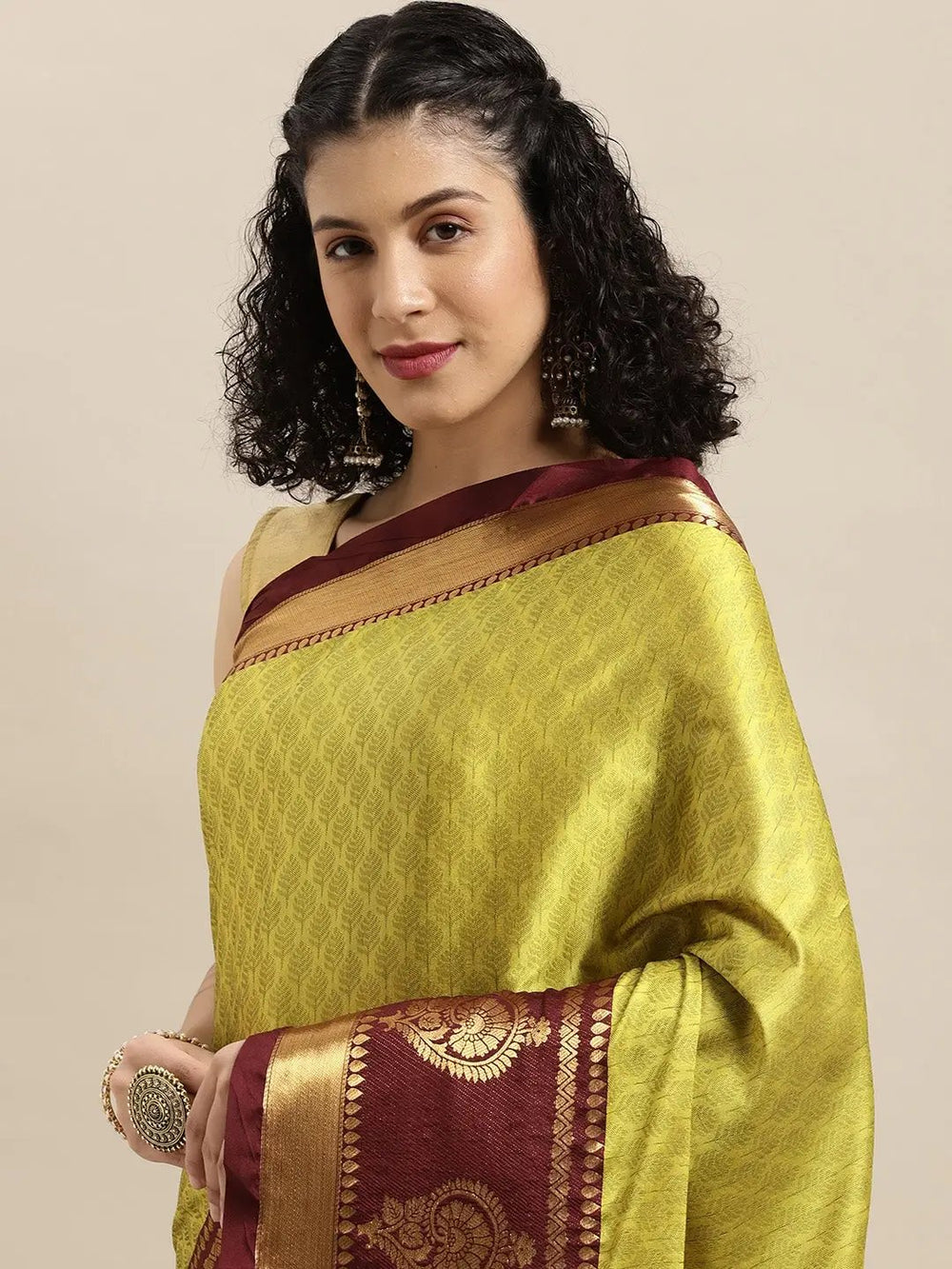 Uppada Cotton Silk Saree With Self Butti