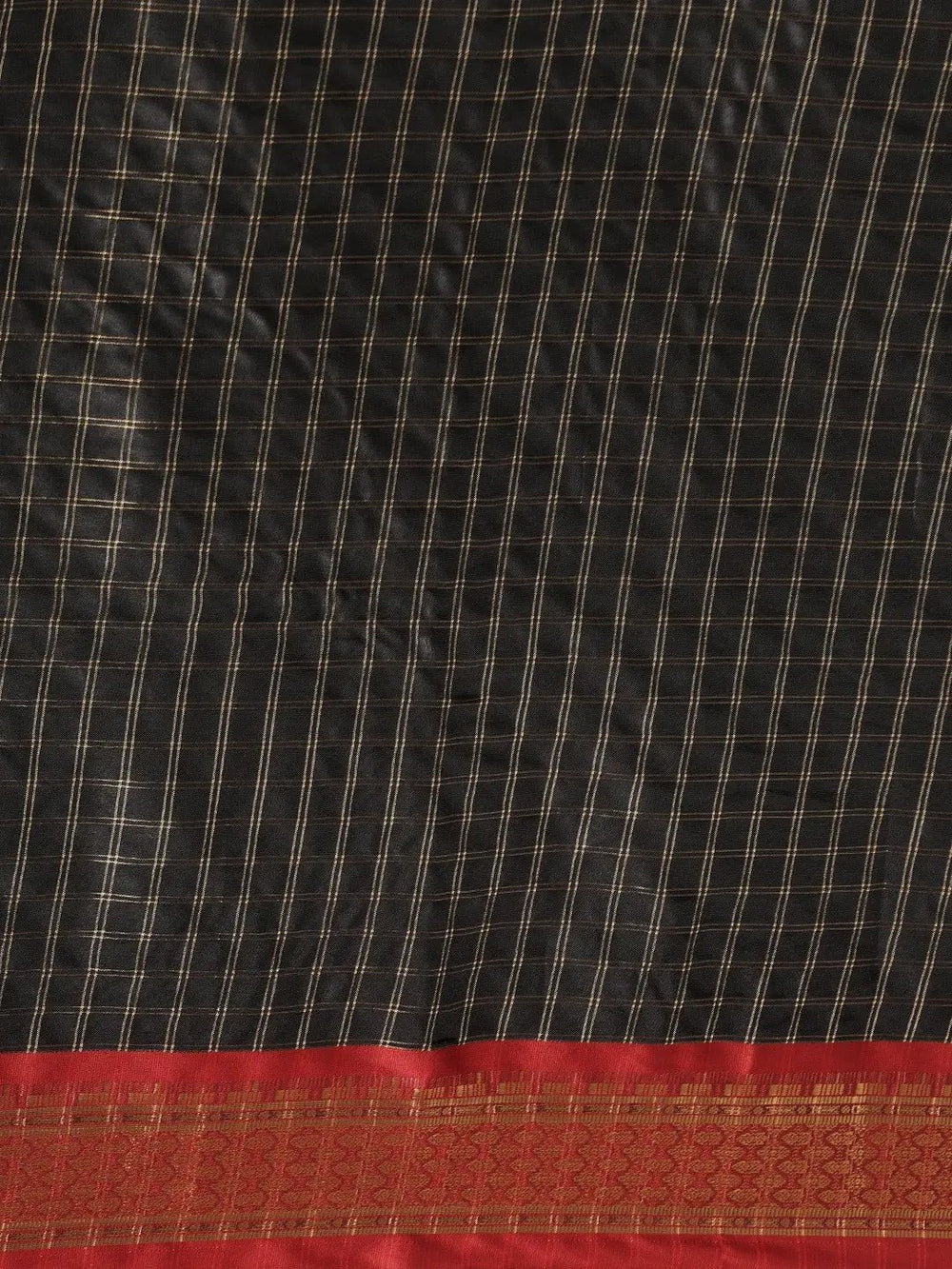 Uppada Cotton Silk Saree With Self Butti