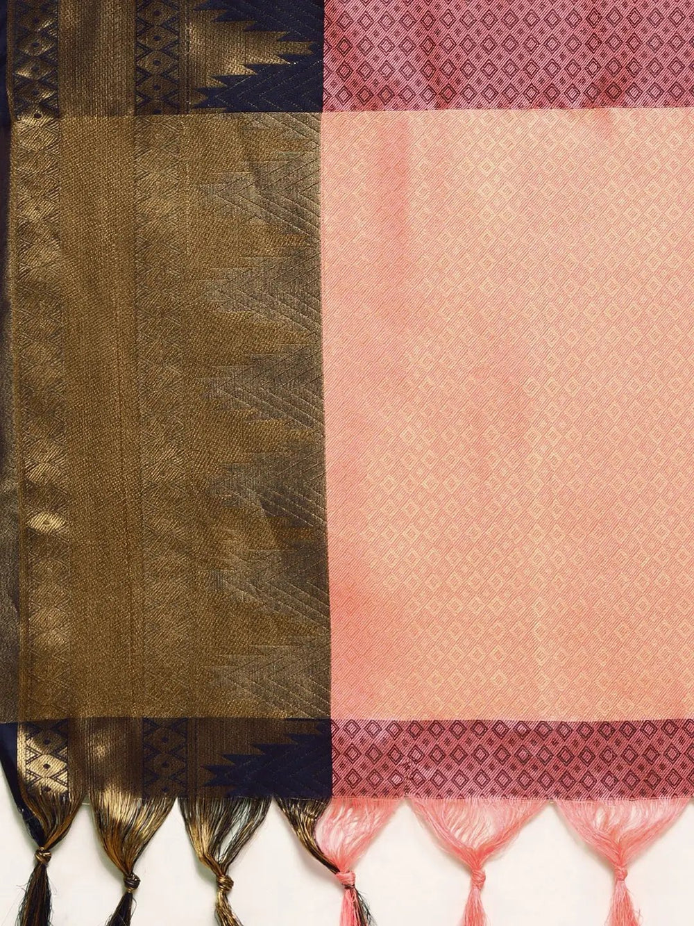 Uppada Cotton Silk Saree With Self Butti