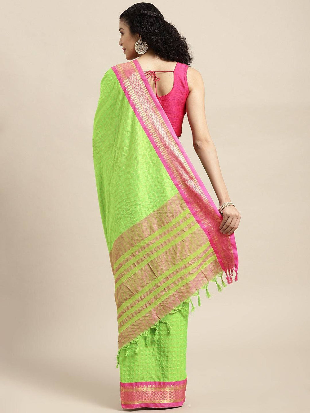 Uppada Cotton Silk Saree With Self Butti
