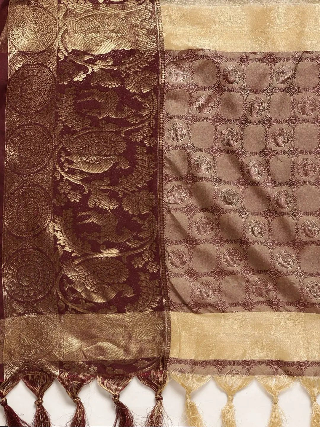 Uppada Cotton Silk Saree With Self Butti
