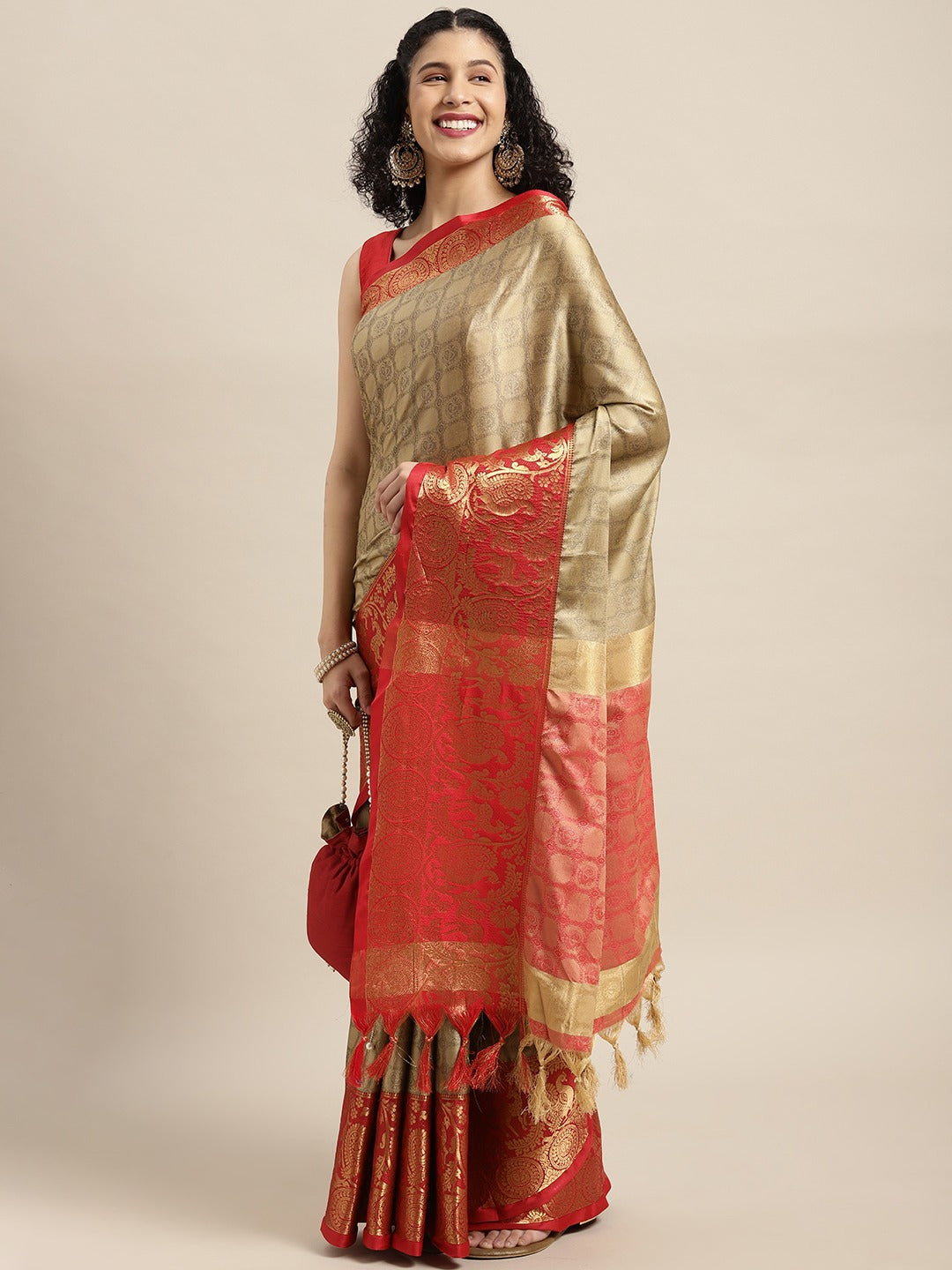 Uppada Cotton Silk Saree With Self Butti