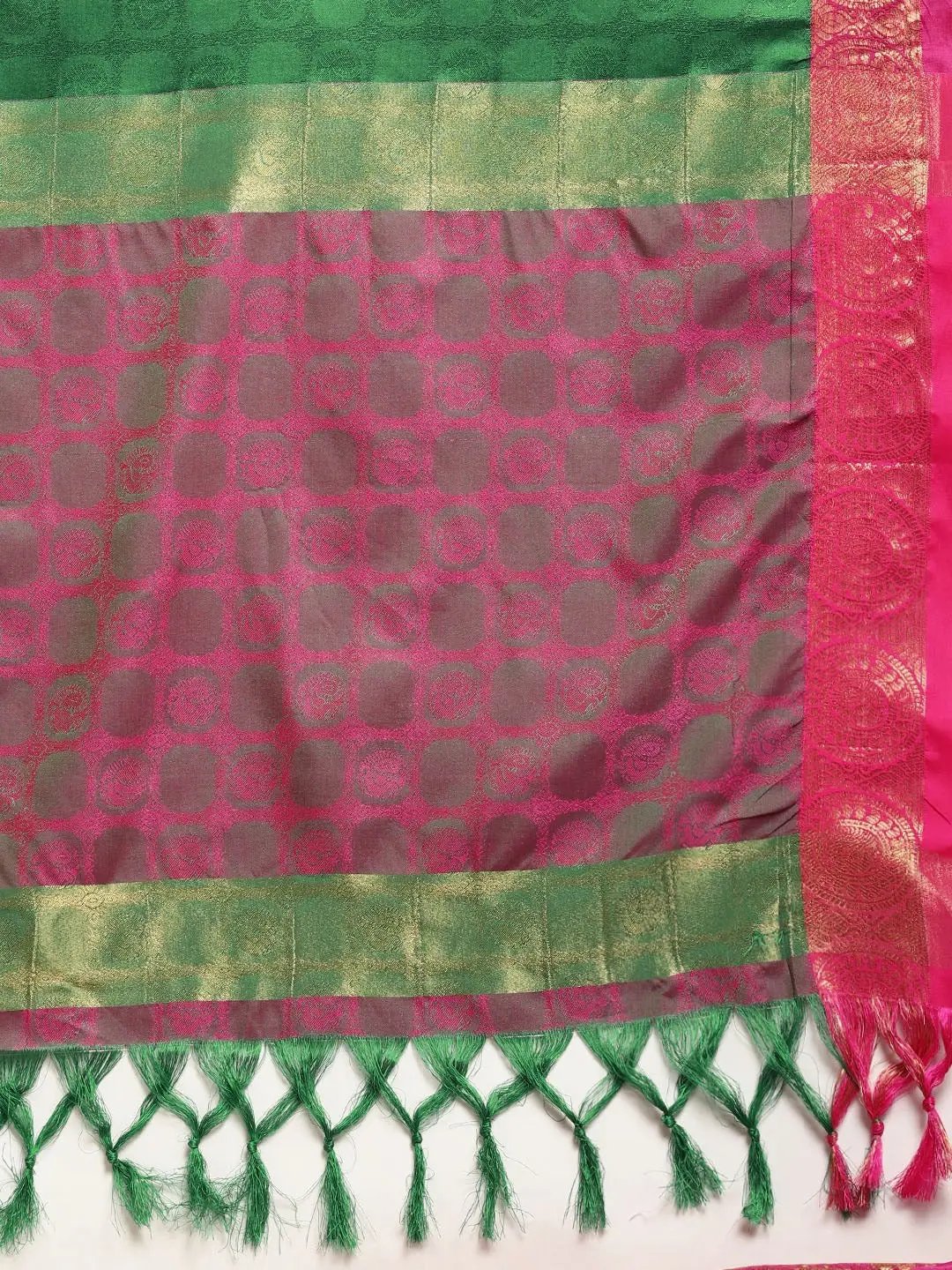 Uppada Cotton Silk Saree With Self Butti