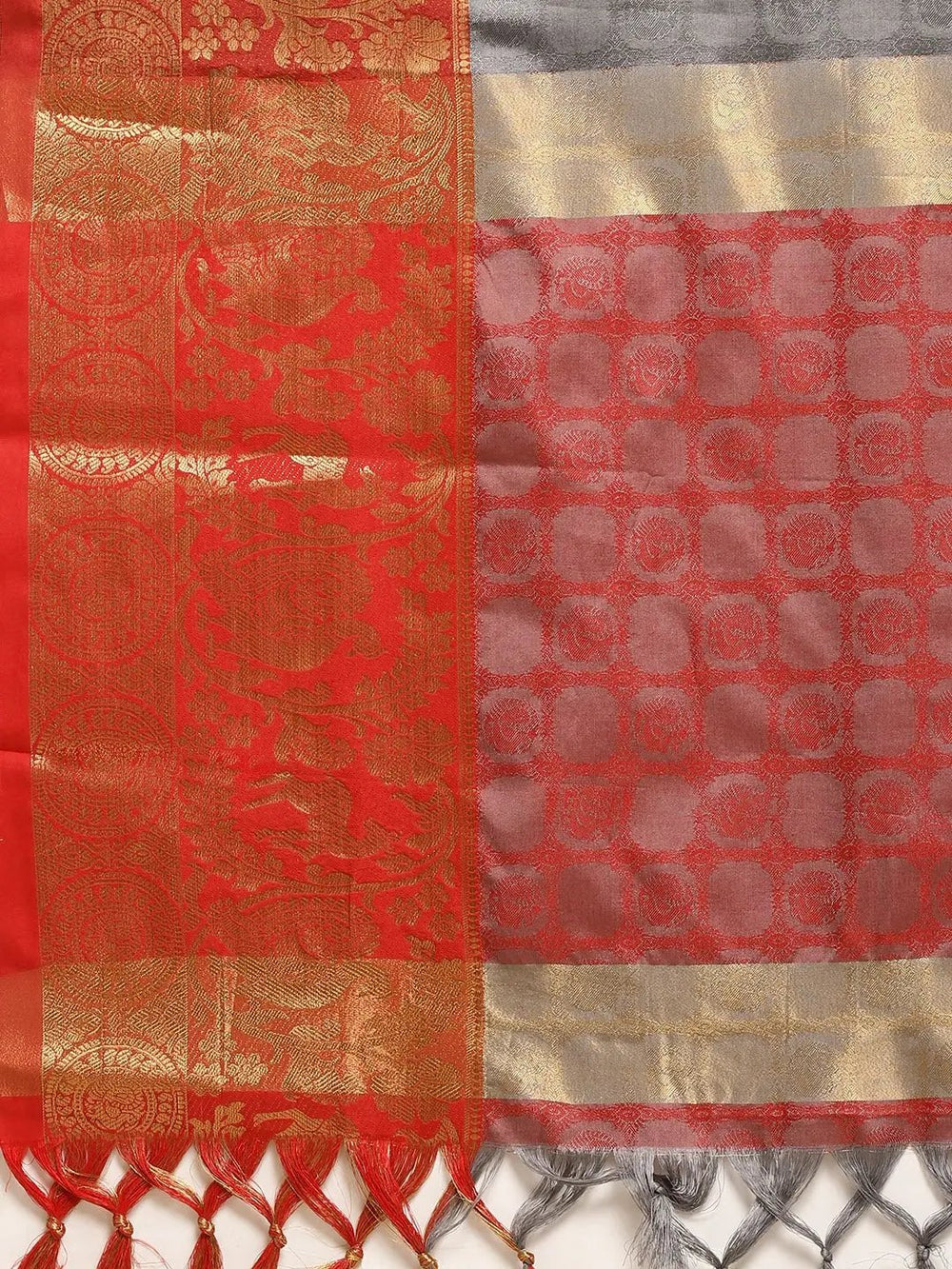 Uppada Cotton Silk Saree With Self Butti
