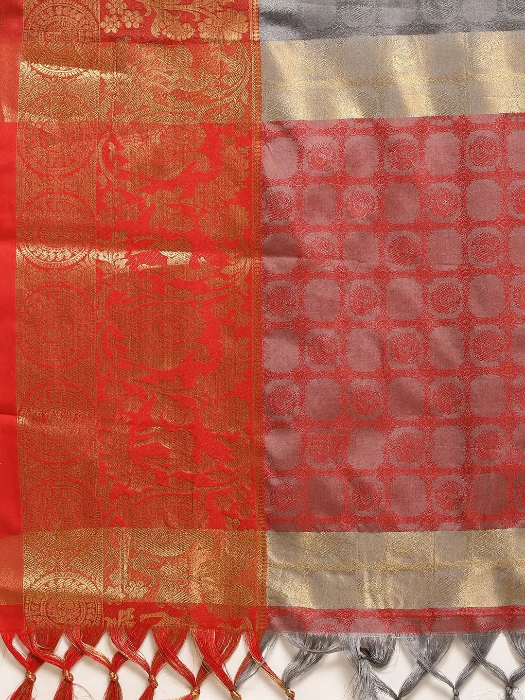 Uppada Cotton Silk Saree With Self Butti