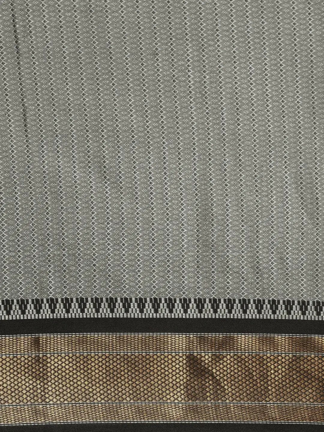 Uppada Cotton Silk Saree With Self Butti