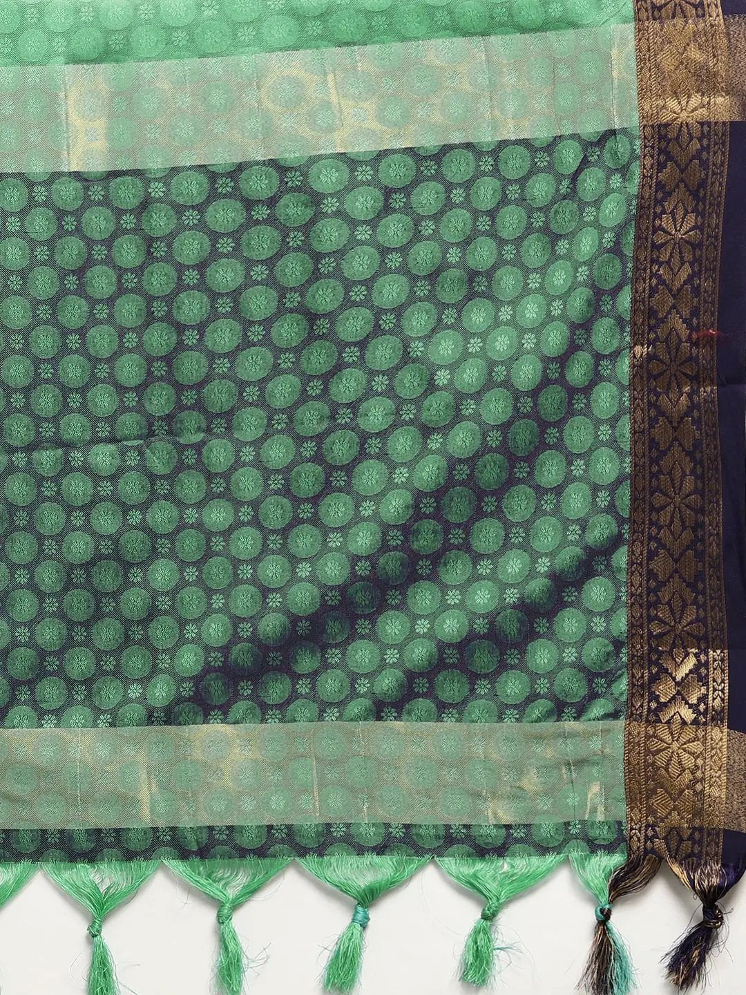 Uppada Cotton Silk Saree With Self Butti