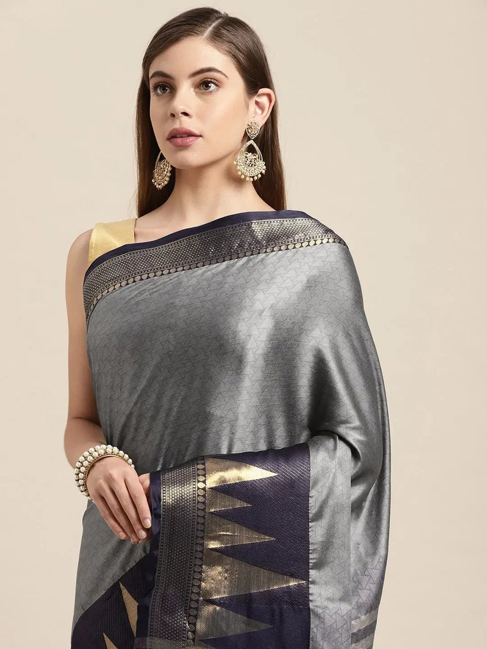 Self Butti Uppada Cotton Silk Saree at Vastranand.