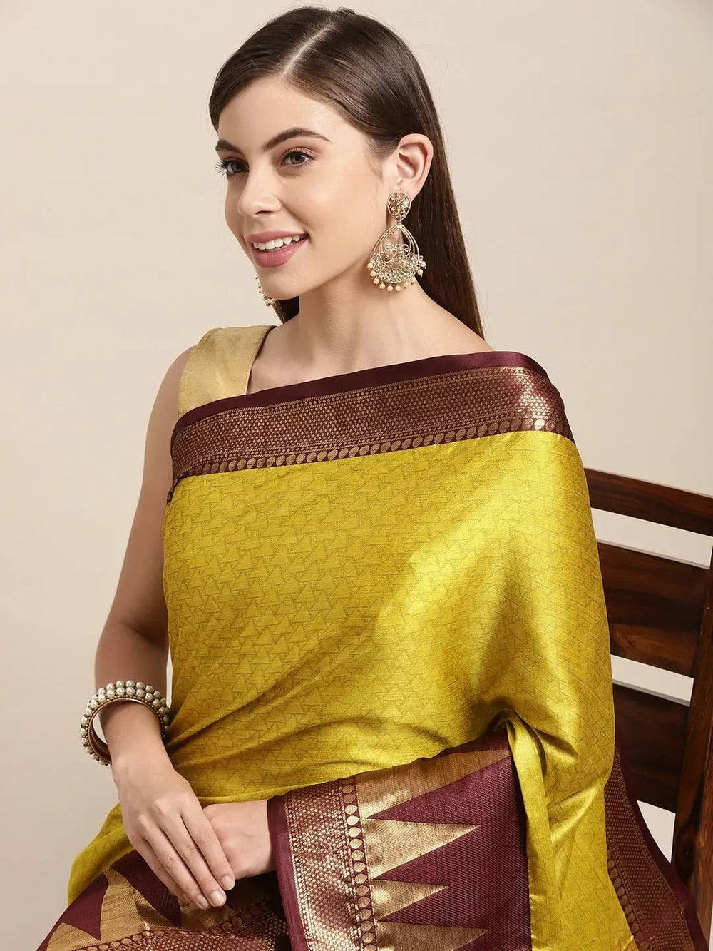 Self Butti Uppada Cotton Silk Saree at Vastranand.