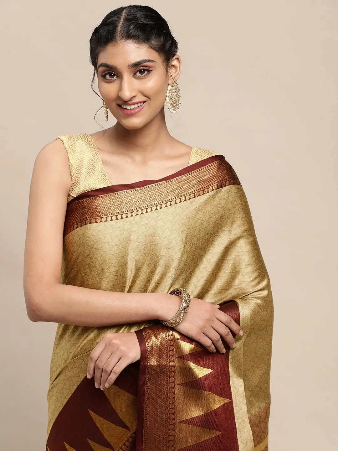 Self Butti Uppada Cotton Silk Saree at Vastranand.