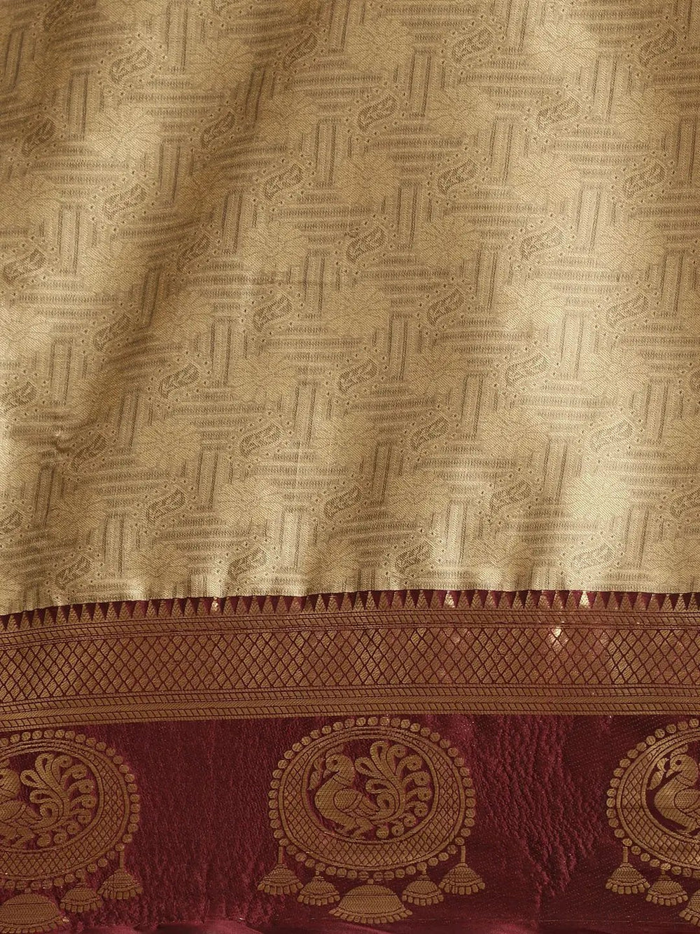 Self Butti Uppada Cotton Silk Saree at Vastranand.