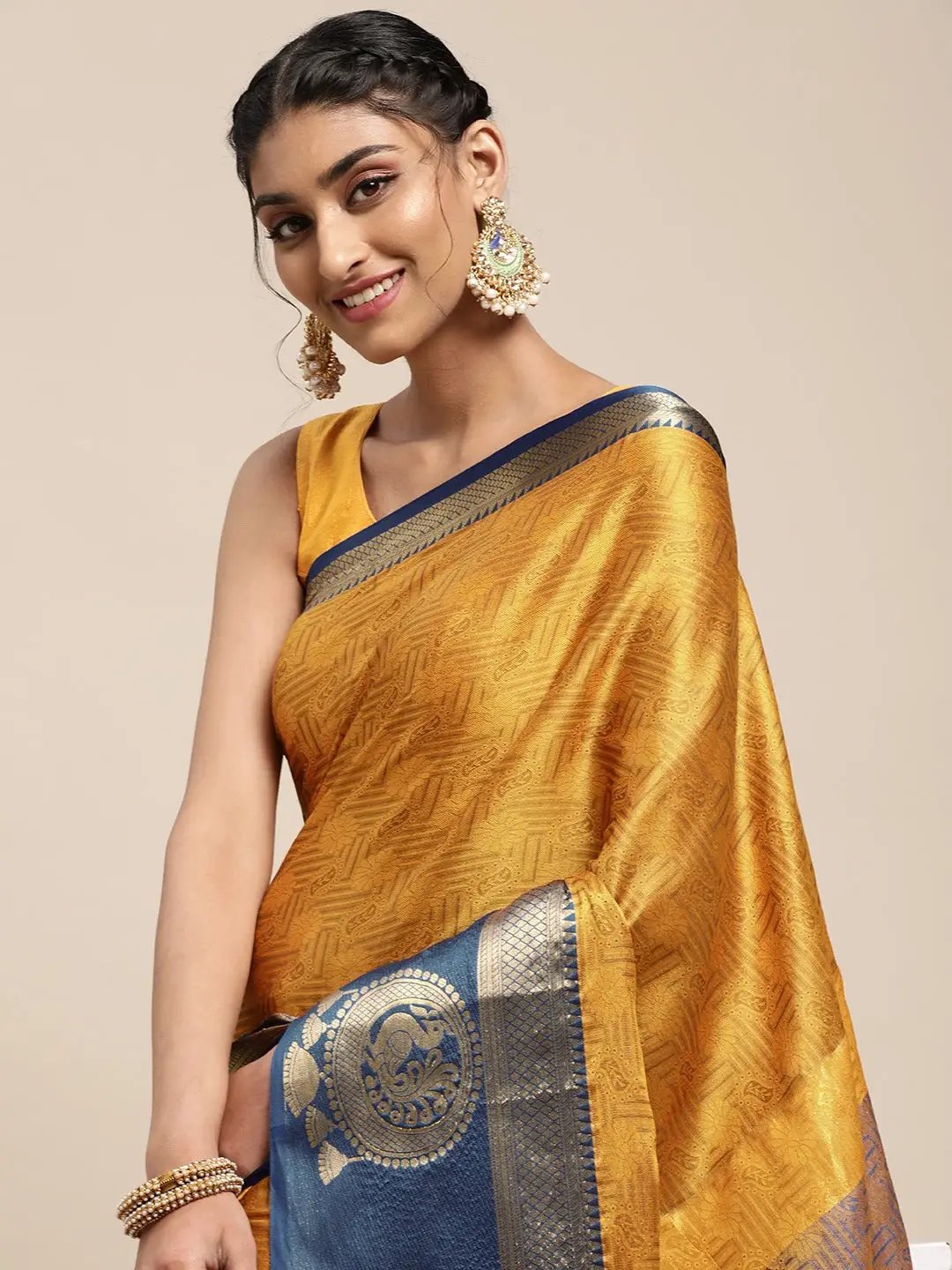 Uppada Cotton Silk Saree With Self Butti