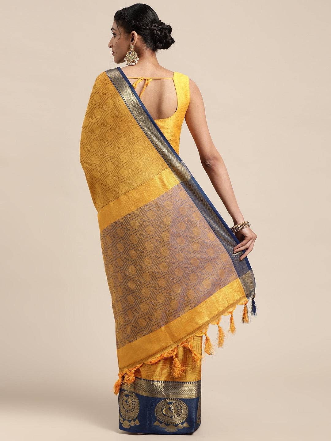 Uppada Cotton Silk Saree With Self Butti