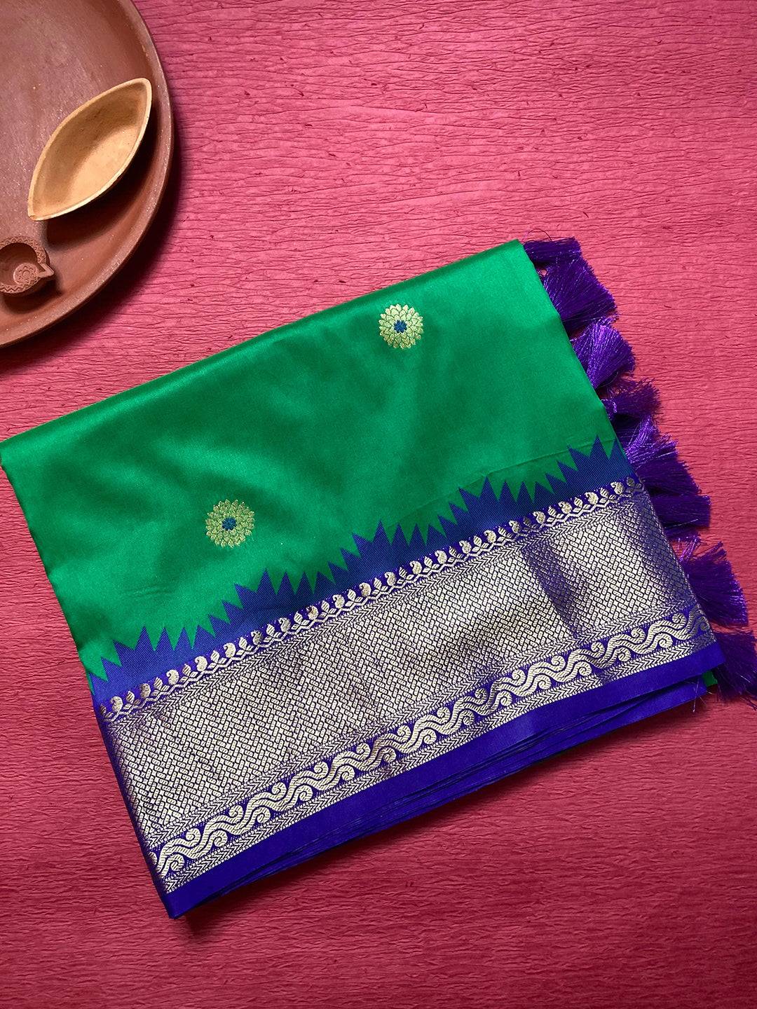 Eyecapthear Gadhwal Silk Saree