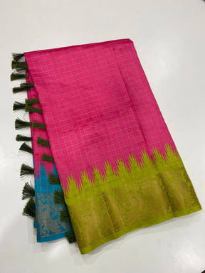 Elegant pink and green Gadwal Pattu Saree design
