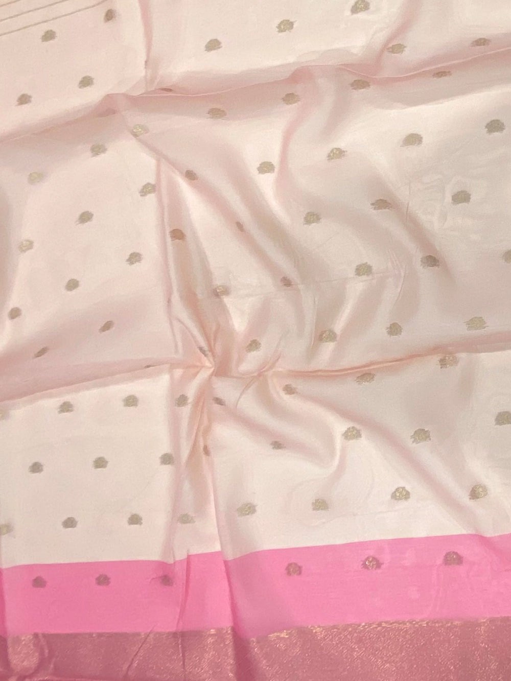 Daisy Pink Flower Vely Print Saree