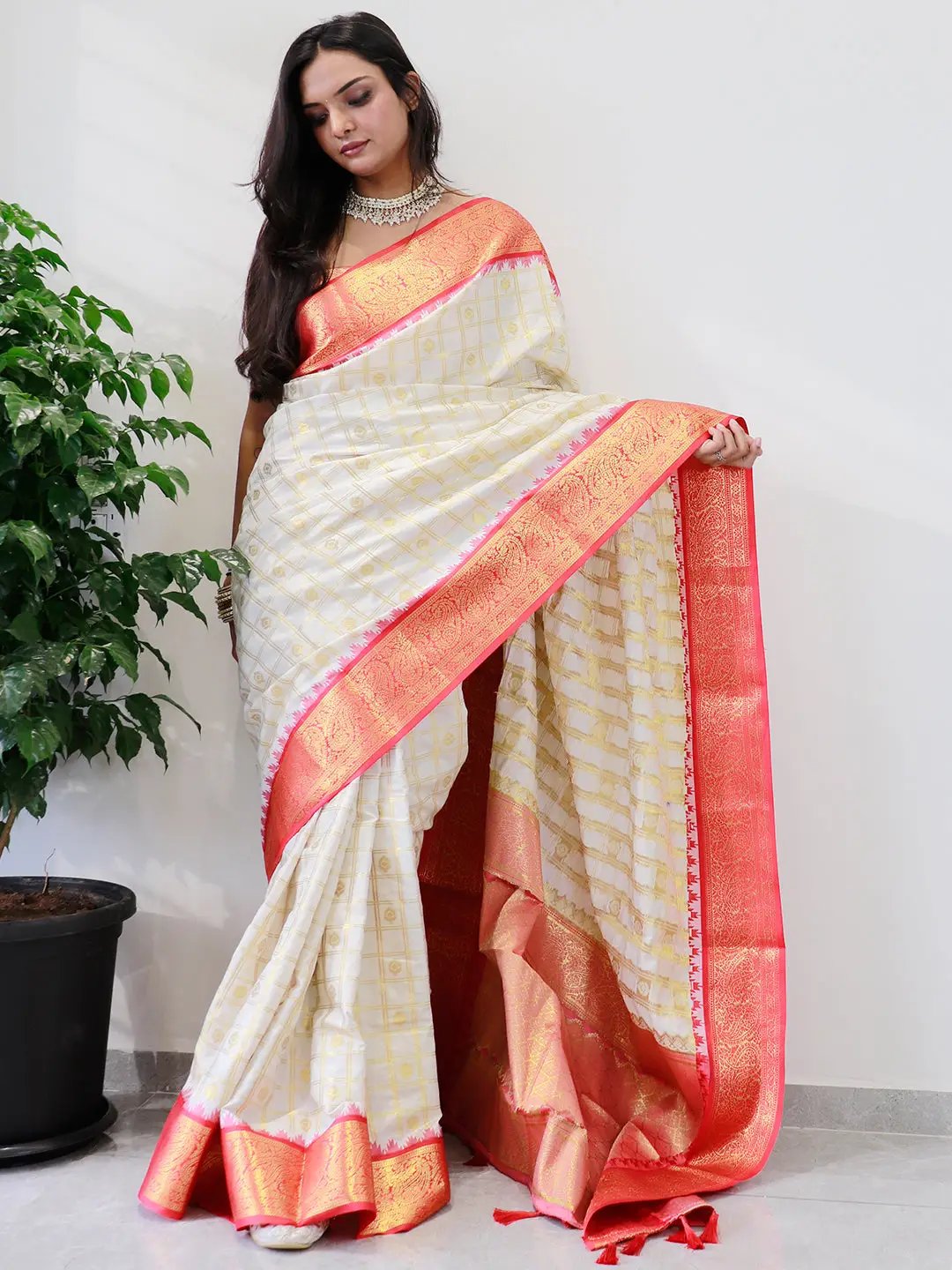 Elegant Gadwal saree with soft silk and temple border