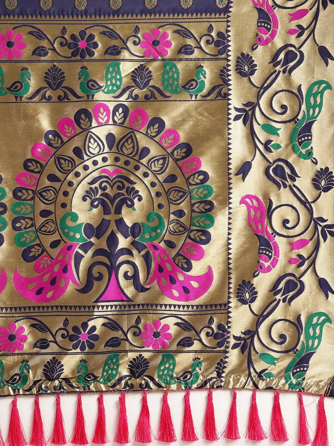  Exclusive Banarasi Silk Saree With Woven Design