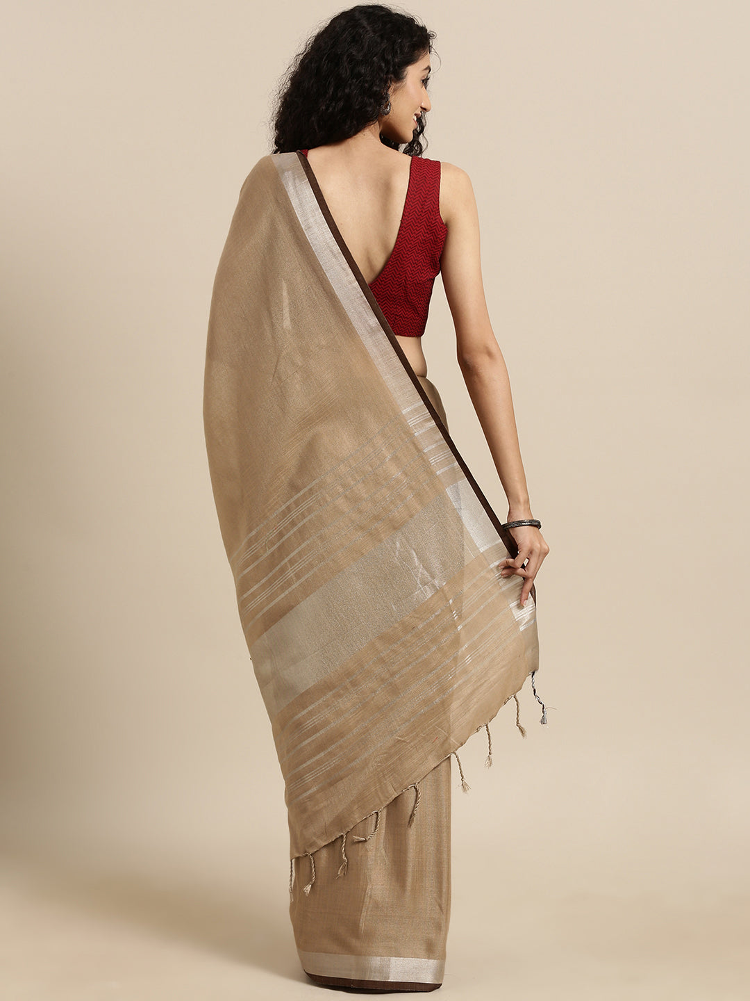  Solid Linen Saree With Zari Border 