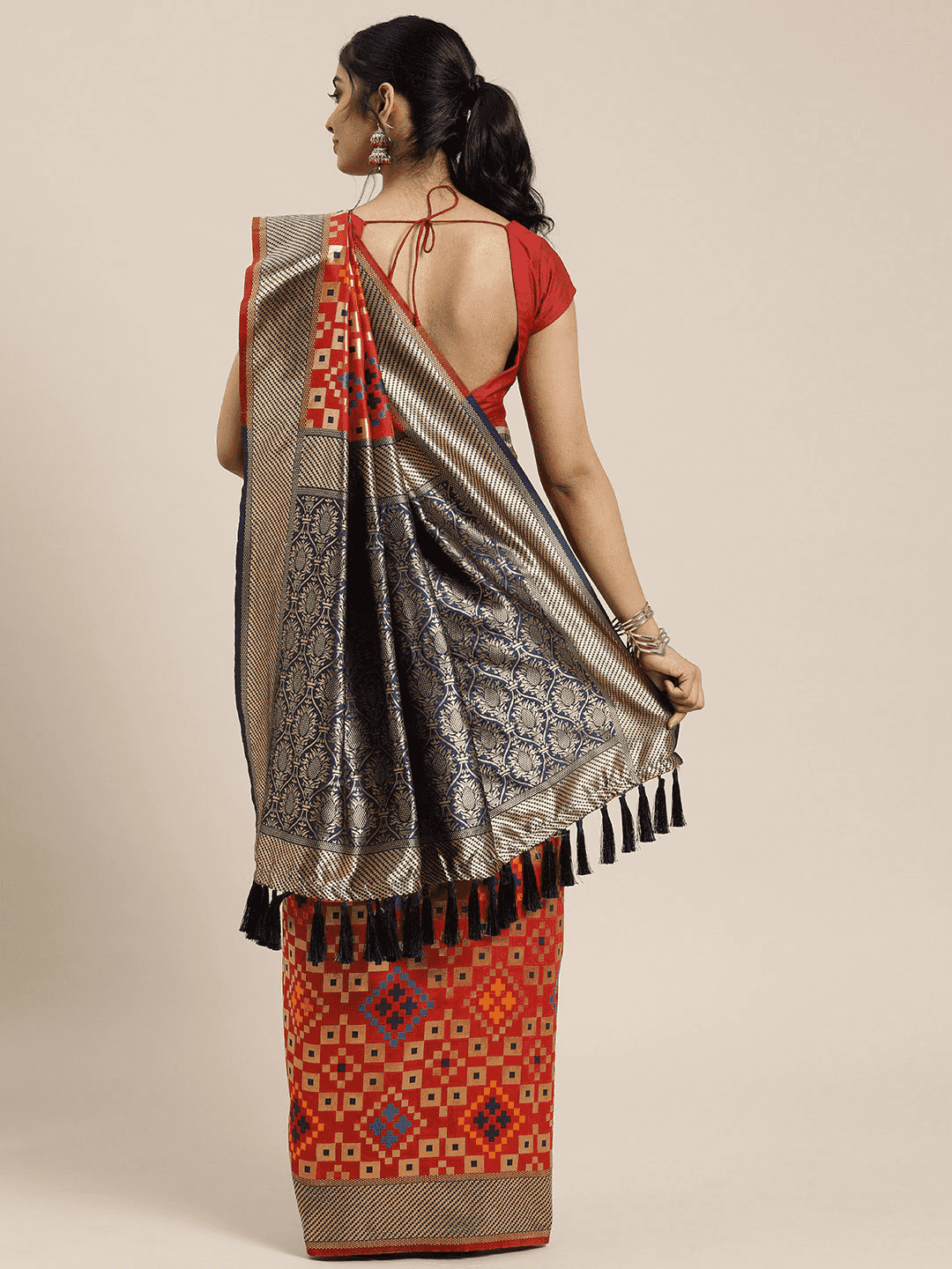  Latest Patola Silk Saree with Zari Border