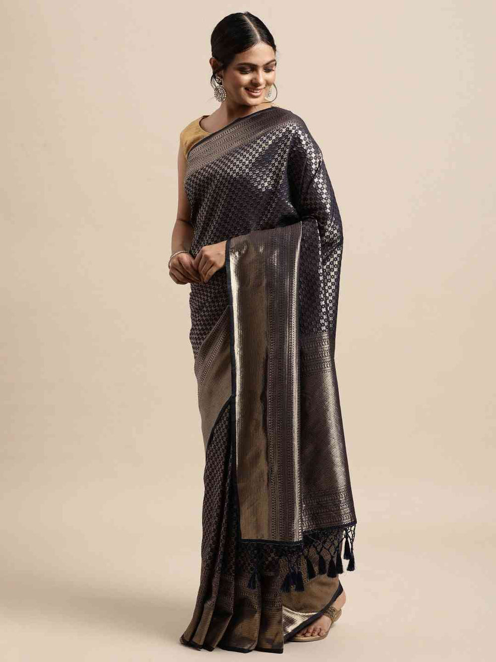 Kanjivaram Silk Saree with Zari Border 