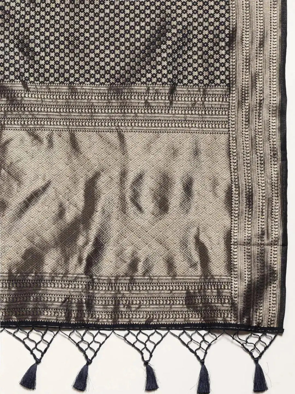 Kanjivaram Silk Saree with Zari Border 