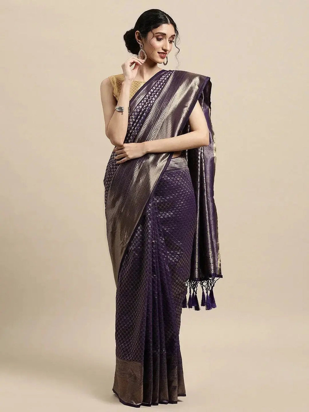 Stylish Zari Border Kanjivaram Silk Saree 
