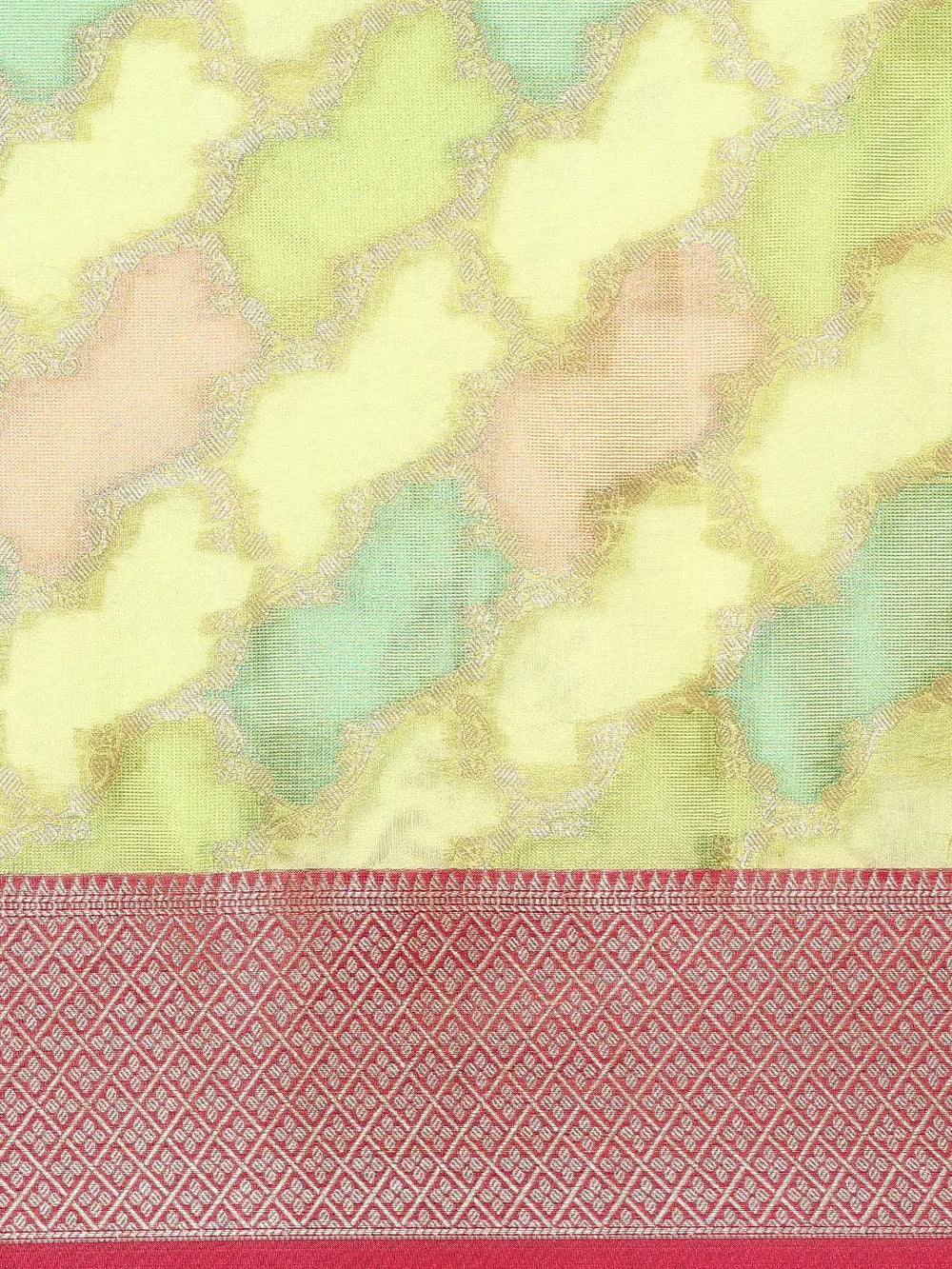 Soft Silk Kanjivaaram Saree With Ethnic Motif Border