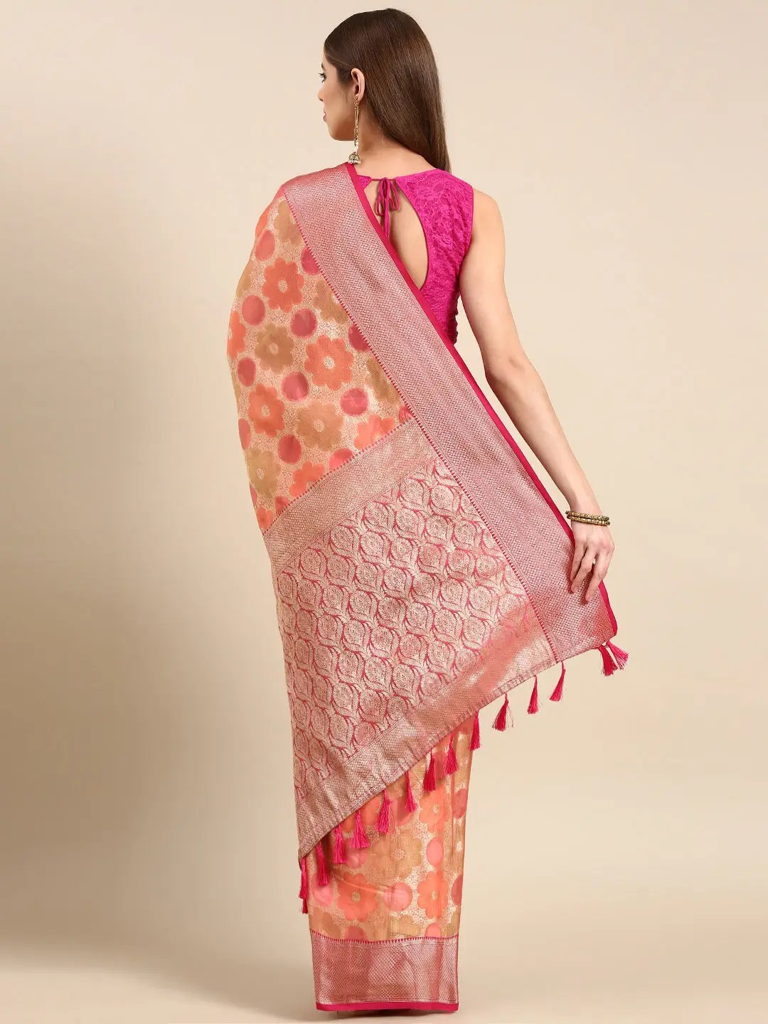 Soft Silk Kanjivaaram Saree With Ethnic Motif Border