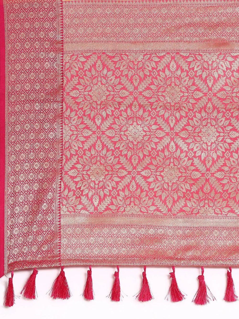 Soft Silk Kanjivaaram Saree With Ethnic Motif Border
