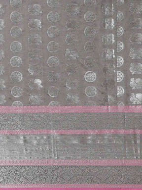  Exclusive Kanjivaram Zari Silk Saree with Ethnic Motifs