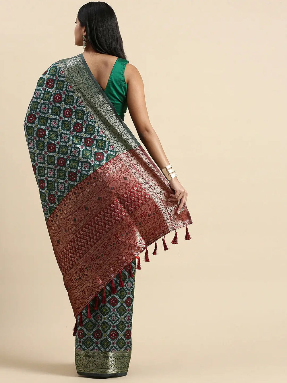 Patola Soft Silk Banarasi Saree With Zari border 