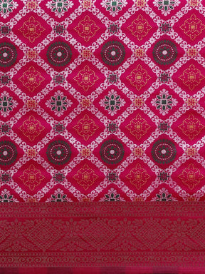 Patola Soft Silk Banarasi Saree With Zari border 