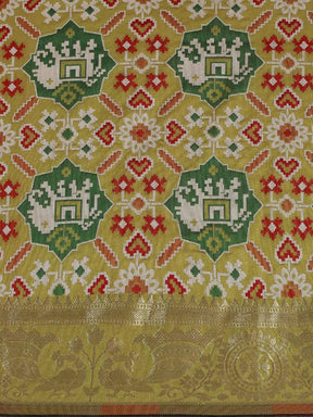 Patola Soft Silk Banarasi Saree With Zari border 