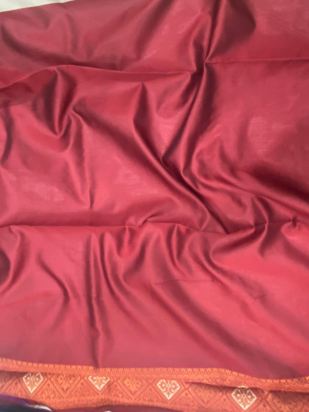 Oyster Cream Soft Silk Butta Weaving Saree

