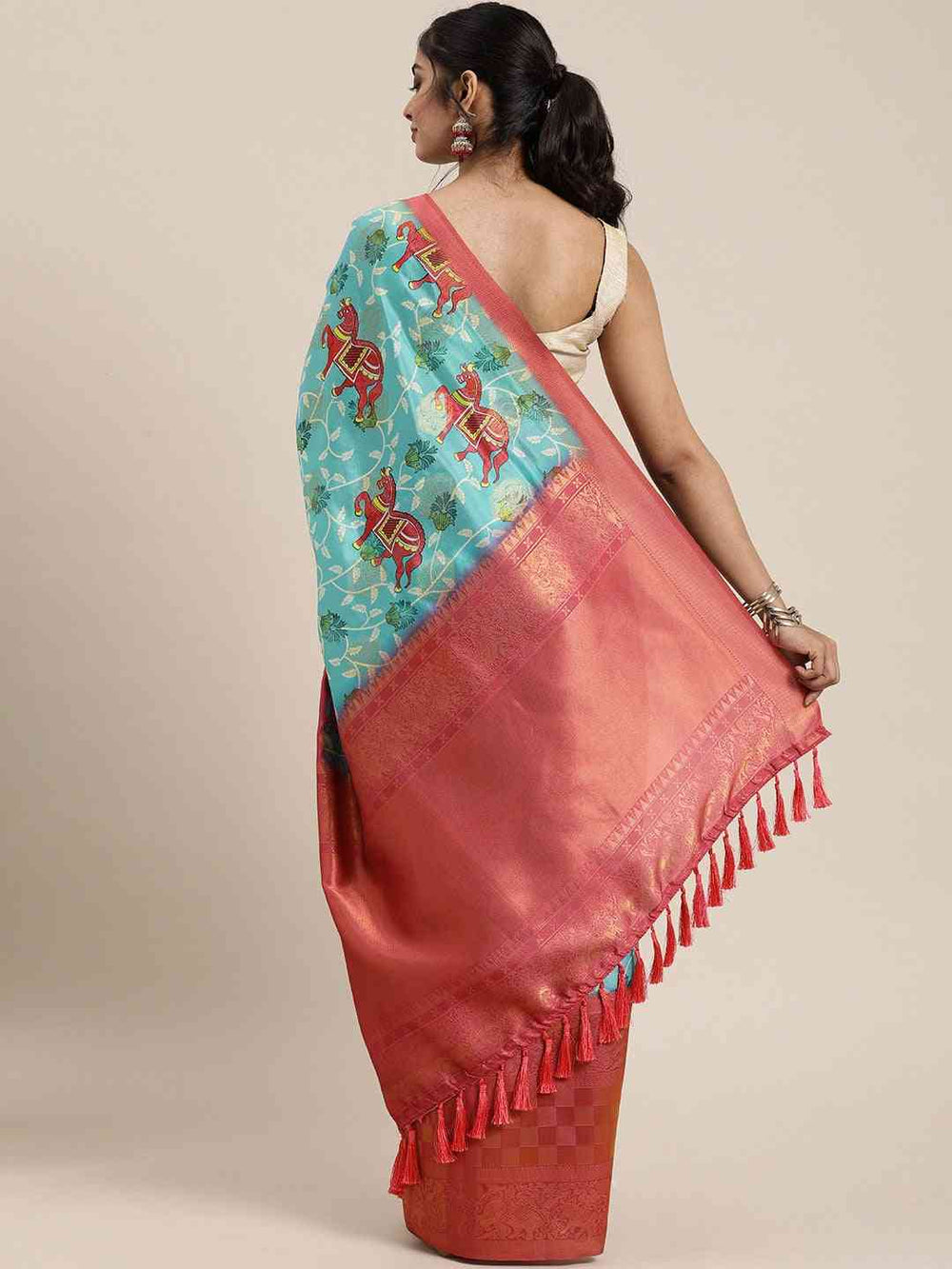 Latest Banarasi Silk Saree with Ethnic Motifs & Zari Border