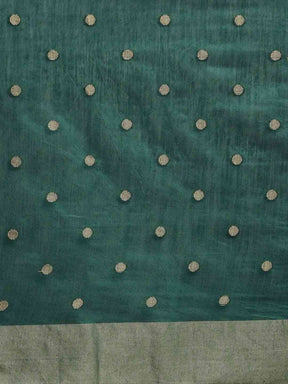 Beautiful Banarasi Silk Saree With Woven Design & Zari Work
