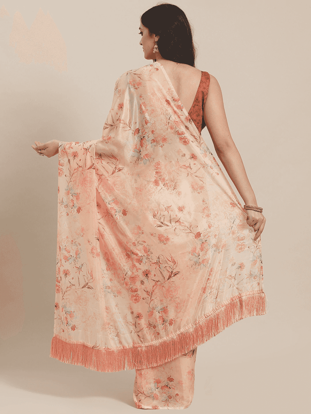 Buy Vastranand Celebrity Floral Printed Silk Saree 