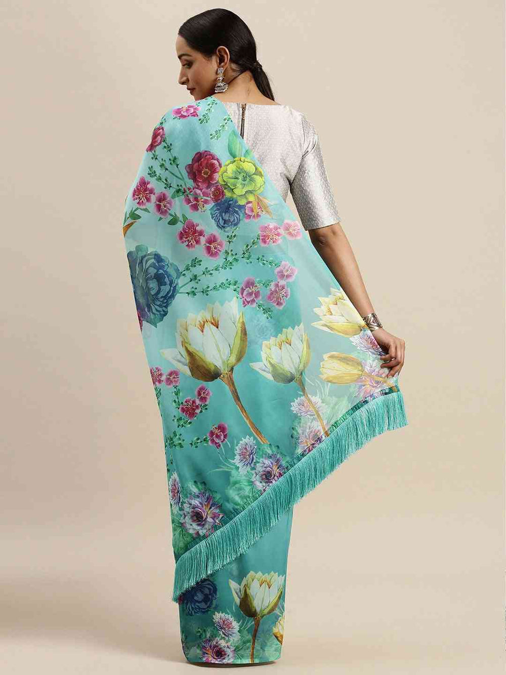Vastranand Exclusive Celebrity Floral Printed Silk Saree 