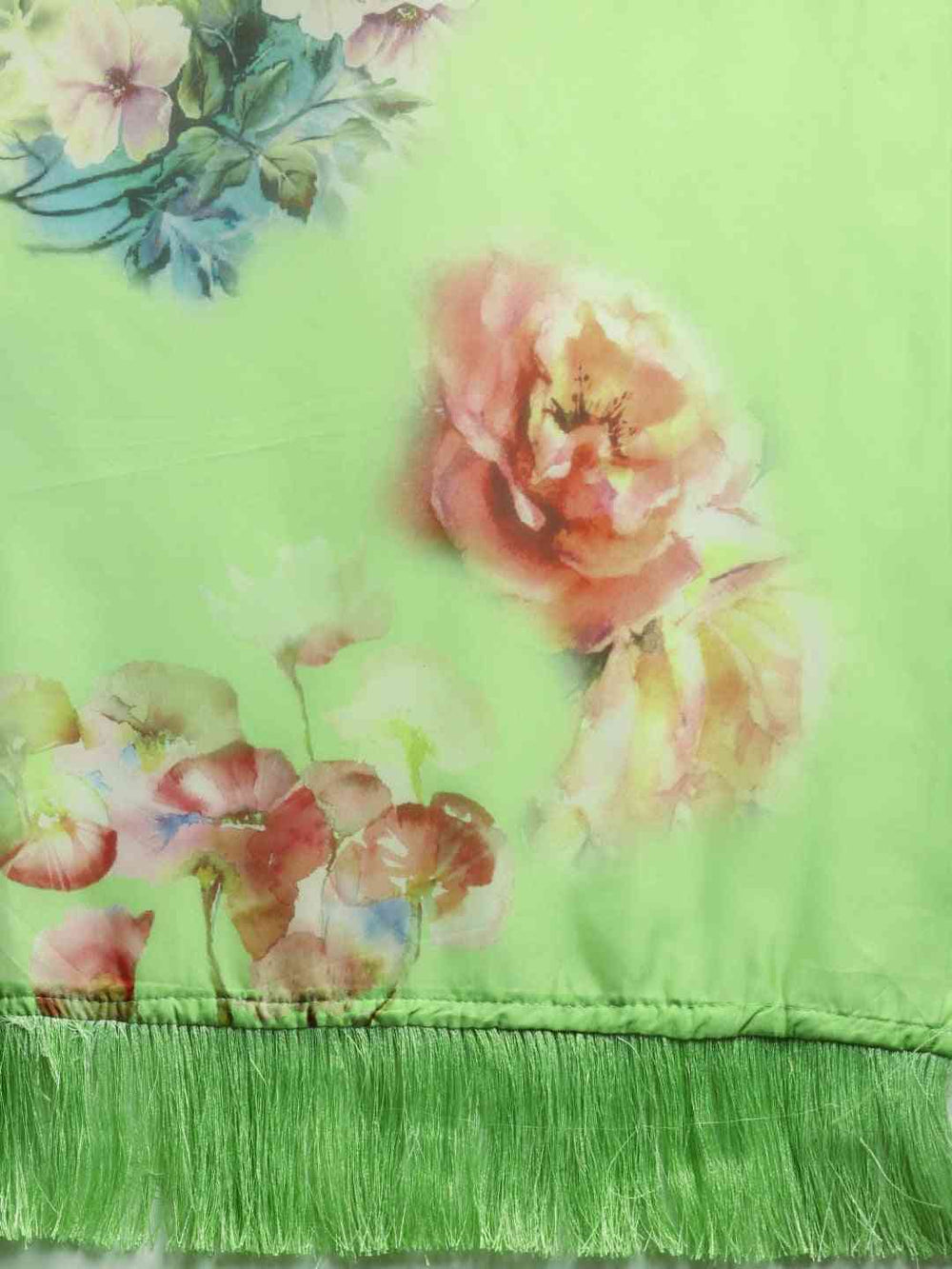 Stylish Celebrity Floral Print Silk Saree with Resham Tassel
