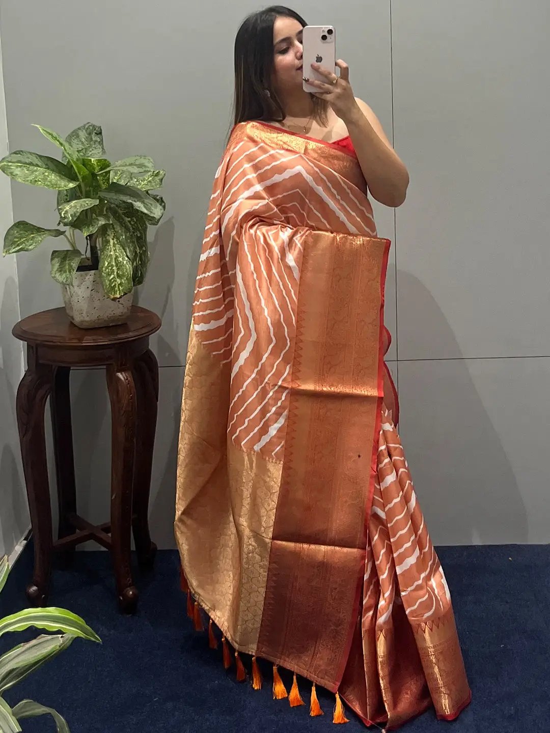 Party wear Kanchi Zari Border Saree with Leheriya design